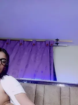 Moniquehicks  live sex cam