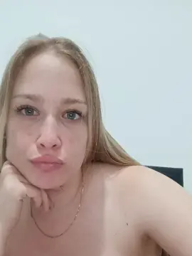 Rusitaa  live sex cam