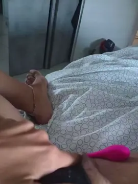 FootEly  live sex cam