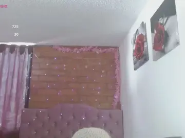 IsabellaFortune  live sex cam