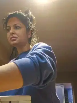 Brownolive  live sex cam