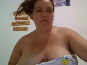 Squirtxx  live sex cam