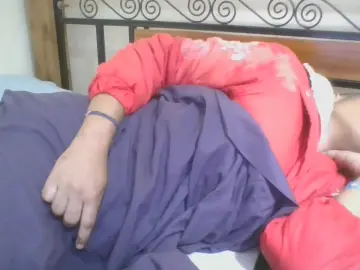 Demure_cutey  live sex cam