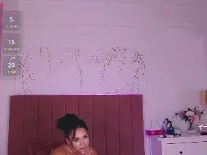 MadyLuxx  live sex cam