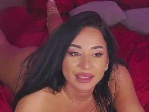 MadyLuxx  live sex cam