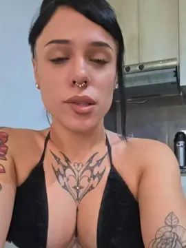 Sweetfioore  live sex cam
