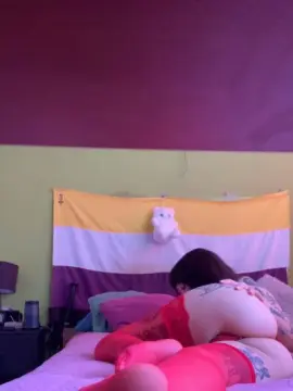 Hadadelbosque69  live sex cam
