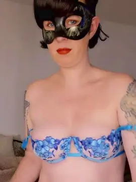 Libellule29  live sex cam