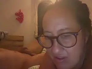 SweetMellky  live sex cam
