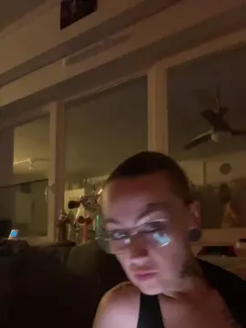 Bibouhsup81  live sex cam