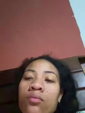 RoxanneSoumise  live sex cam