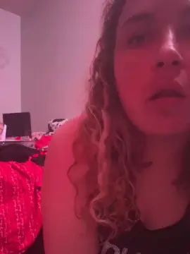 AnythingUWant1  live sex cam