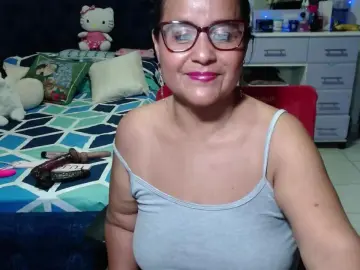 Pervert_hot4  live sex cam