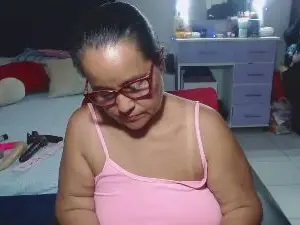 Pervert_hot4  live sex cam