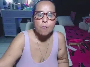 Pervert_hot4  live sex cam