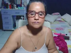 Pervert_hot4  live sex cam