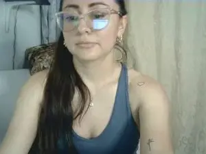 BUNNYBOOTY39  live sex cam
