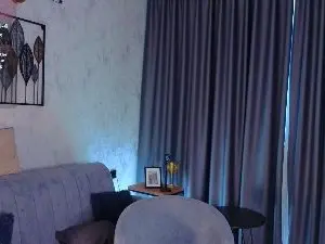 BrittneySitz  live sex cam