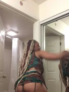 Butterscotchme  live sex cam