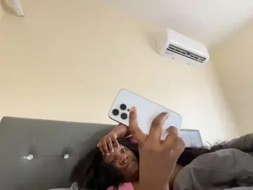 Thickmamaa1  live sex cam