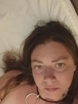 Queenjade77  live sex cam