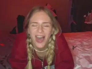 TeresaKosloski  live sex cam