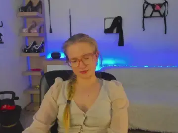 HottieNancy  live sex cam