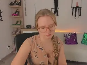 HottieNancy  live sex cam