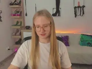 HottieNancy  live sex cam