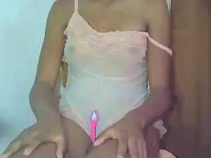 Jhoannah  live sex cam