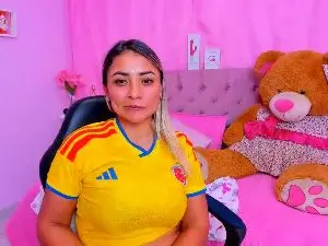 Taste_bigass  live sex cam