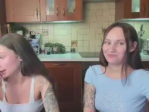 HotCaramelsTrio  live sex cam