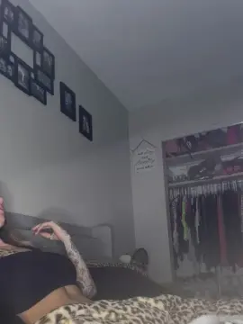 SavannahIrish  live sex cam