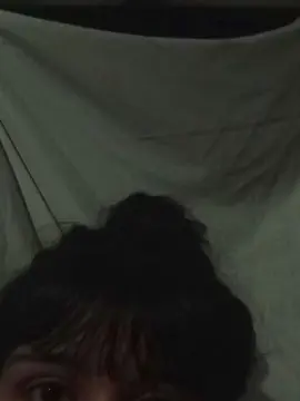 Mili23  live sex cam