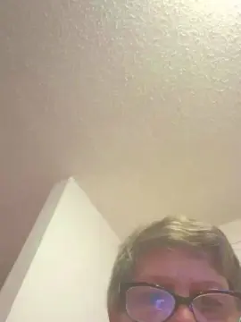 Tammy4  live sex cam