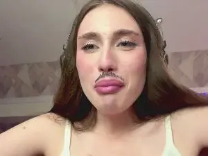 HerthaUzzell  live sex cam