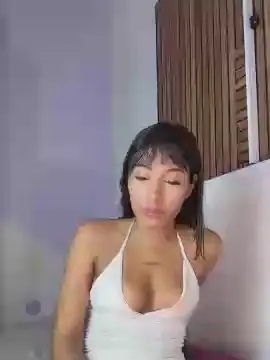 Maiakey  live sex cam