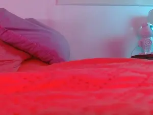 YulikaFox  live sex cam