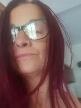 Elena9077  live sex cam