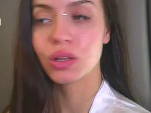 MaxineDeman  live sex cam