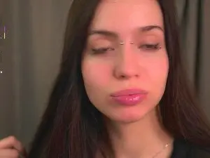 MaxineDeman  live sex cam