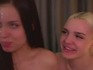 MaxineDeman  live sex cam