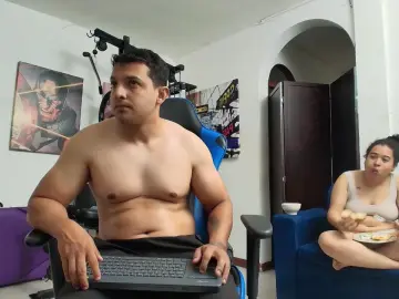 Couplee_horny  live sex cam