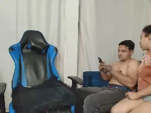 Couplee_horny  live sex cam