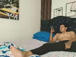 Couplee_horny  live sex cam