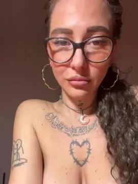 Ladymoneymiss  live sex cam