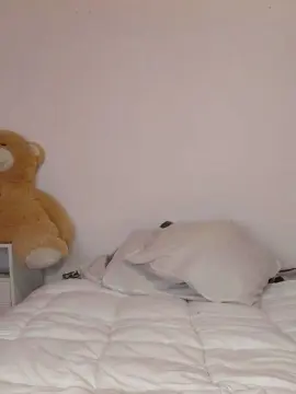 Apriilhot  live sex cam