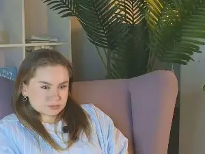 MonetYe  live sex cam