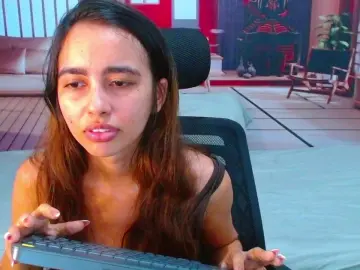 Solarboom18  live sex cam