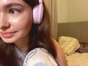 LeonilaAyo  live sex cam